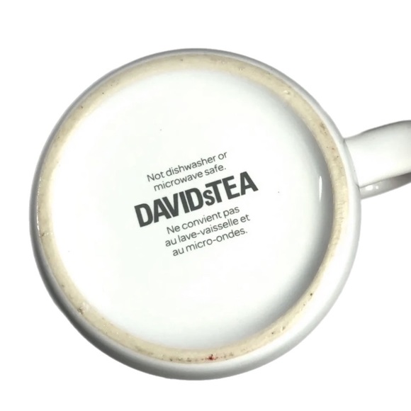 David’s Tea Mug Christmas Theme - Picture 4 of 4